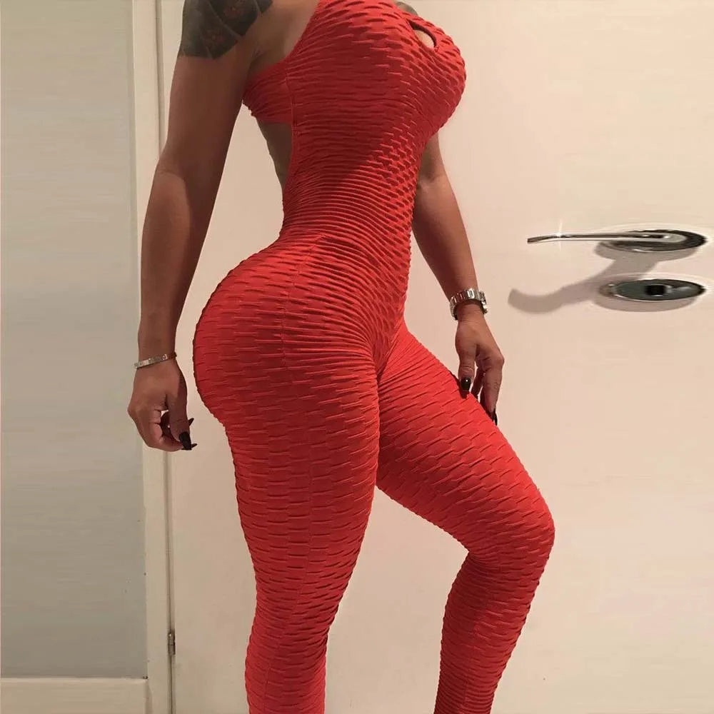 GymHalo™ – Backless Halter Skinny Jumpsuit (Fitness-Focused, Breathable & Bold)