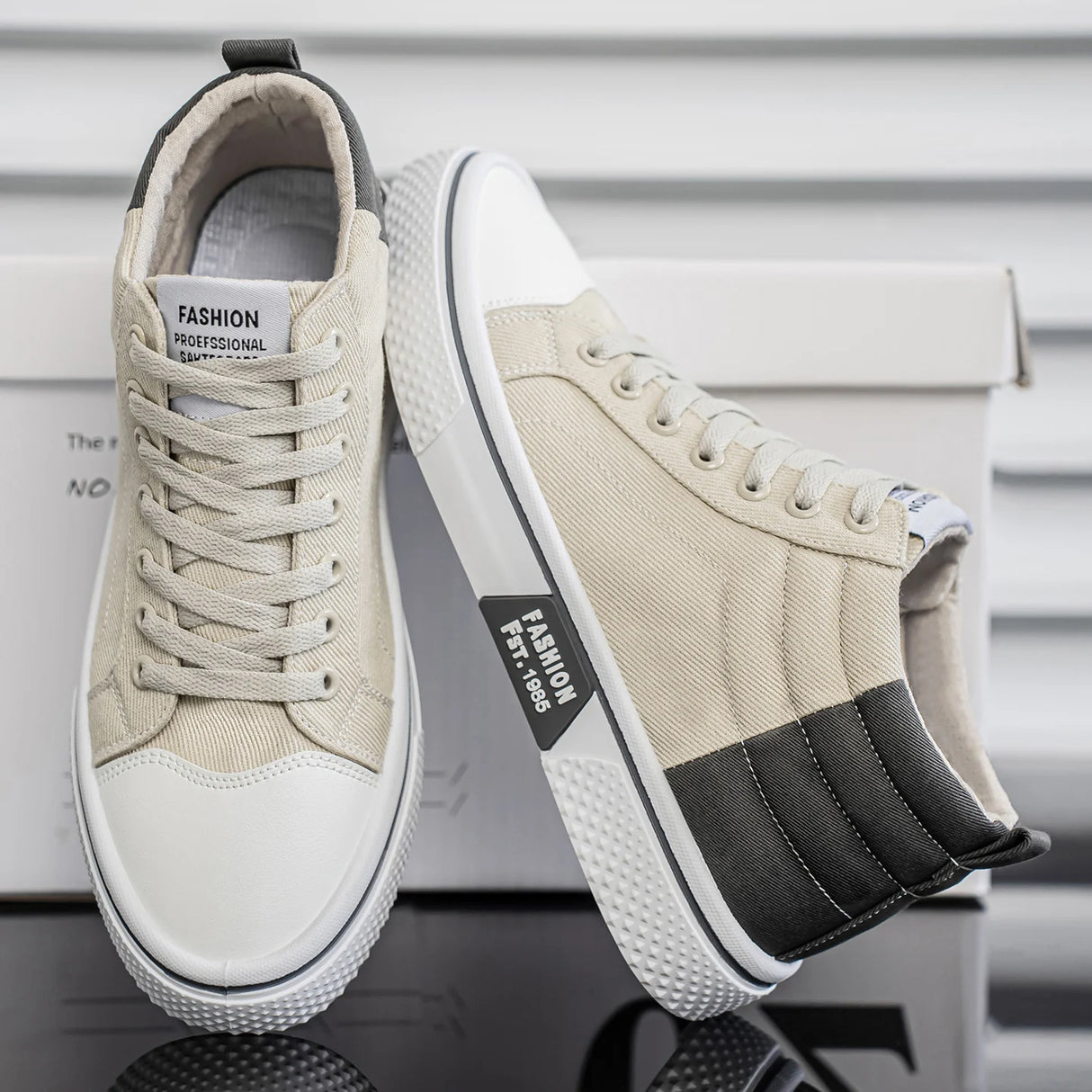 Men Mid-Top Canvas Shoes