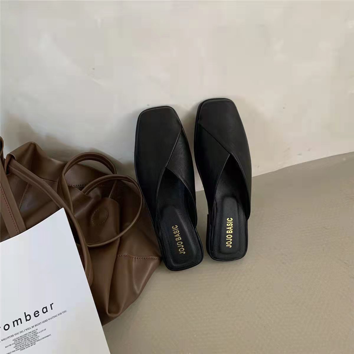 Women’s Leather Flat Mules