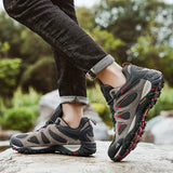 Men Breathable Outdoor Hiking Shoes