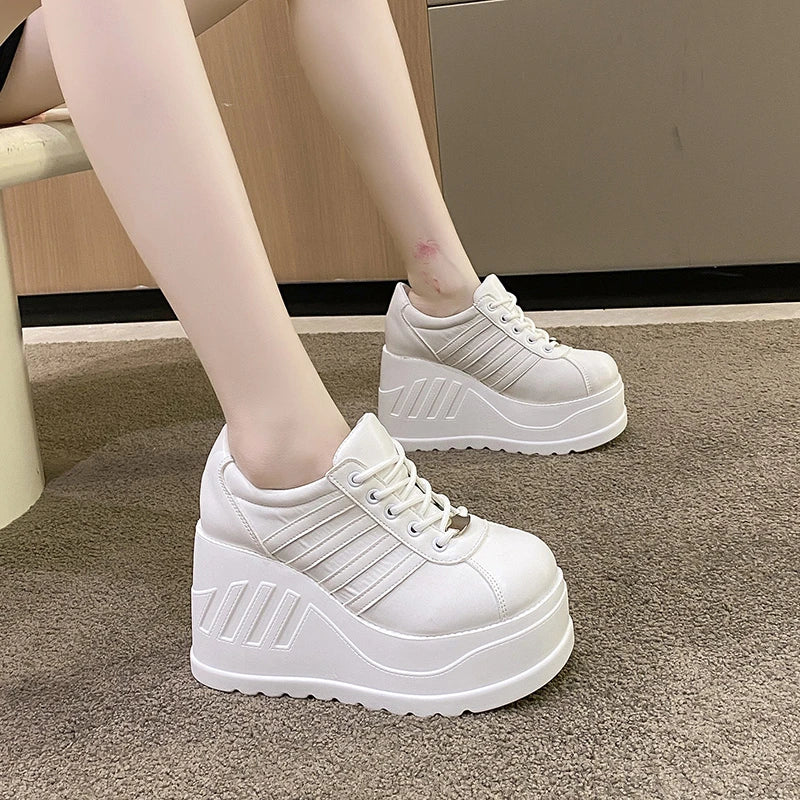 Women’s Pumps Round Head Lace-Up Leisure Heels