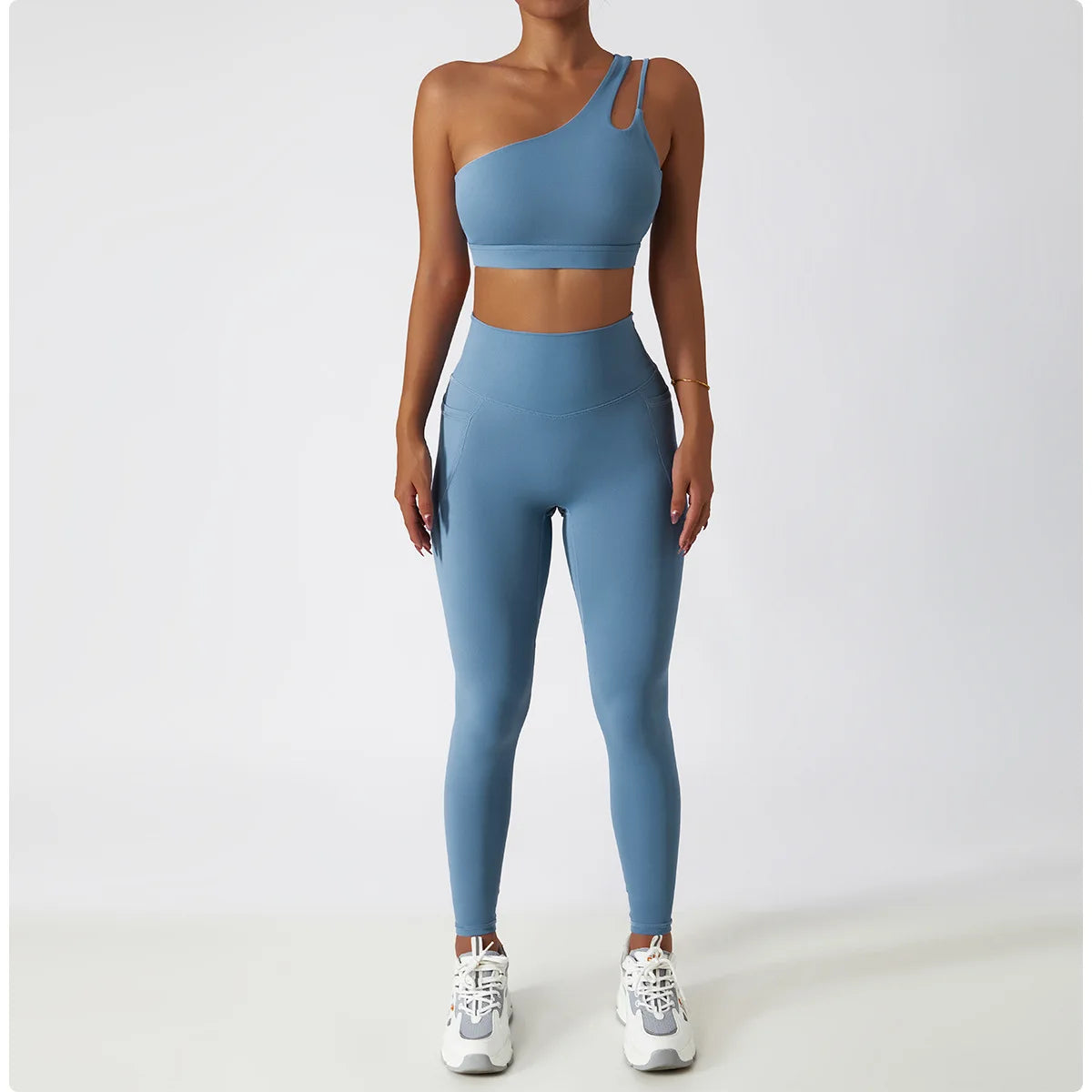 Women Oblique Shoulder Sports Bra
