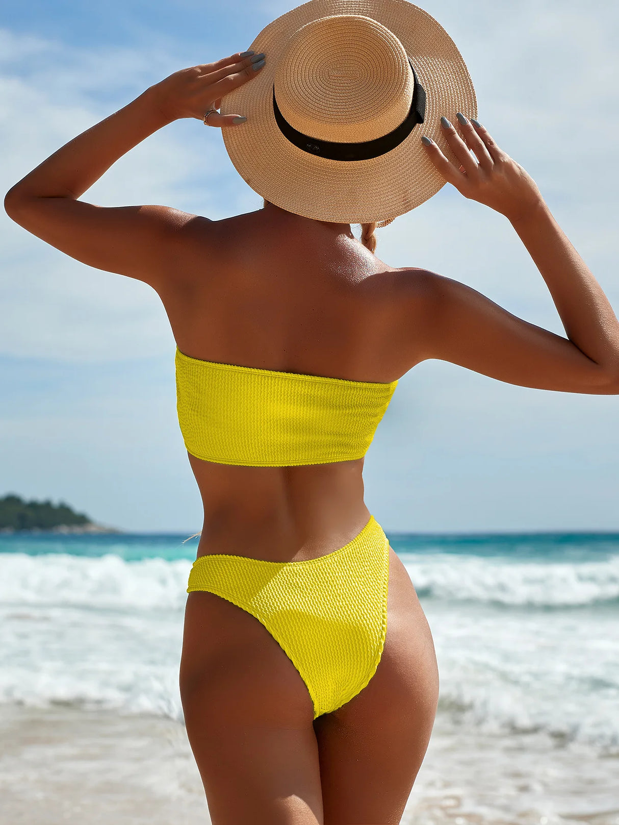 Textured High Cut Bikini