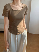 تي شيرت نسائي صيني بإبزيم