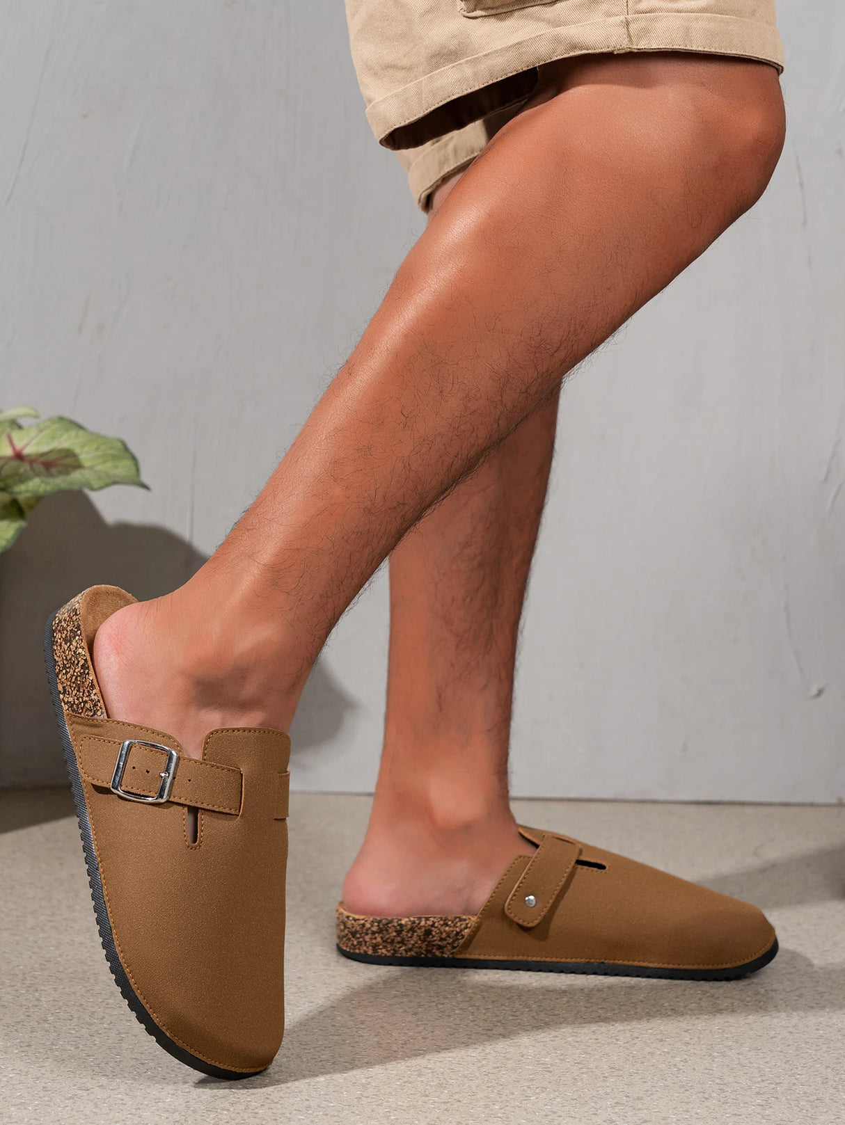 Men’s Solid Color Mules