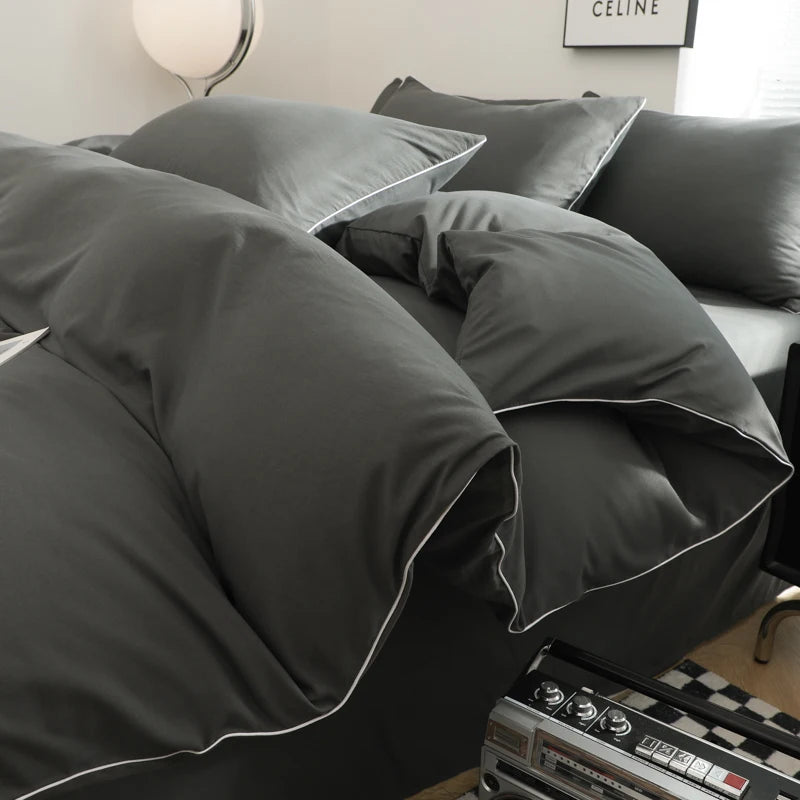 Black Bedding Set
