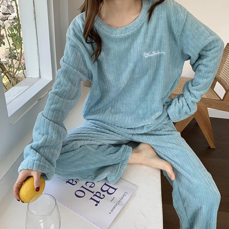 Women's Fleece Pajama Set