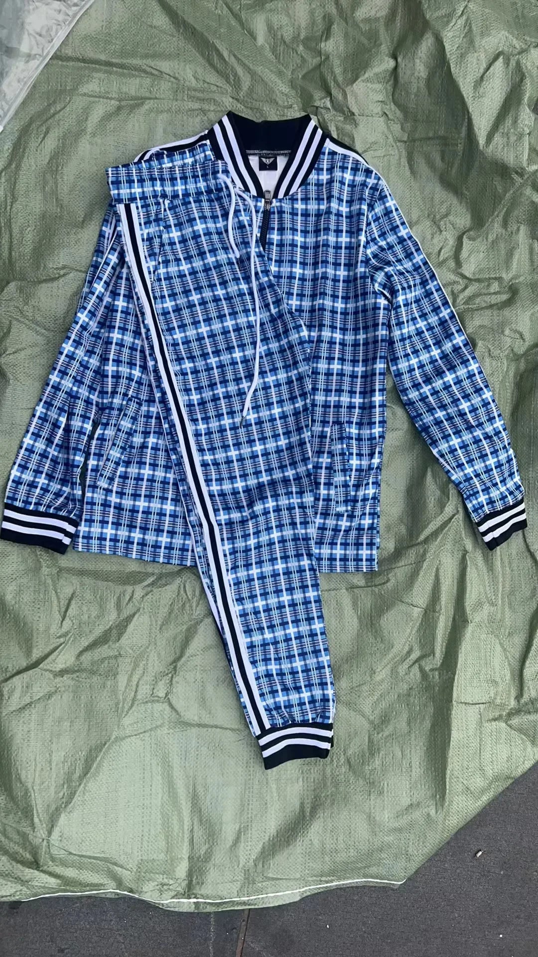 Men's Checkered Sports Tracksuit