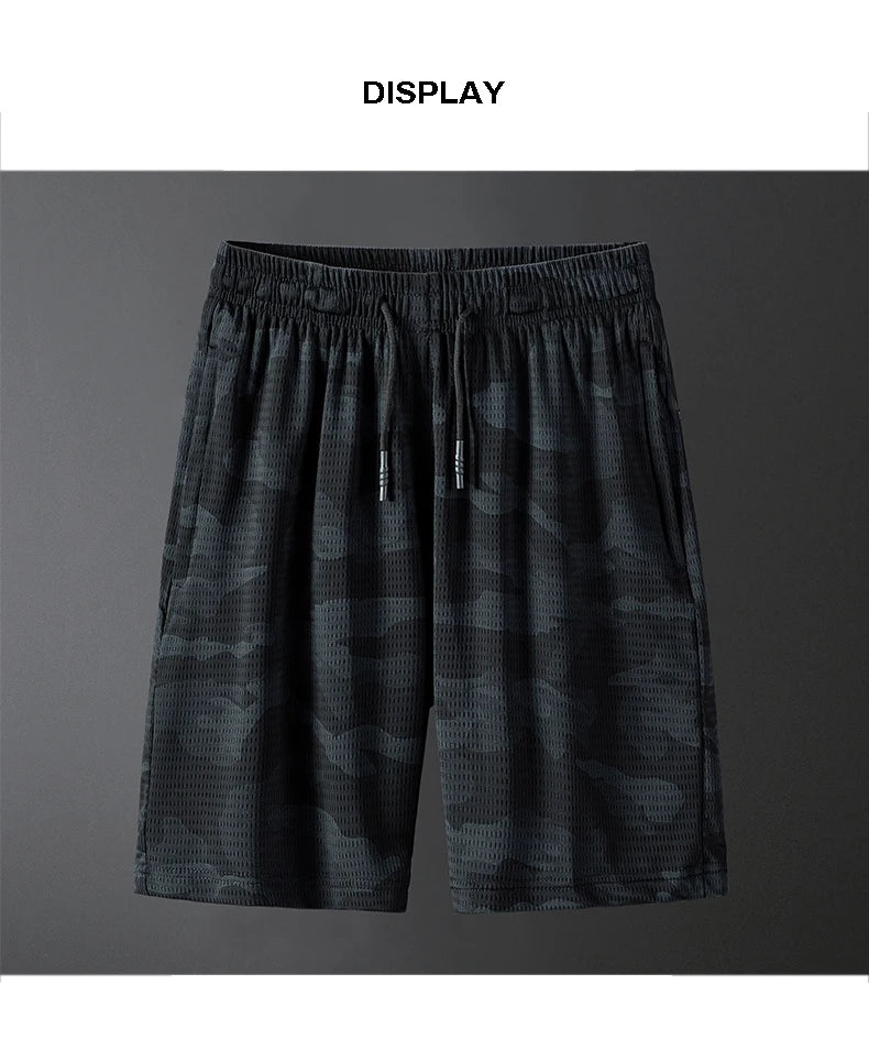 شورت جري رجالي بمقاسات كبيرة - قماش شبكي مموه