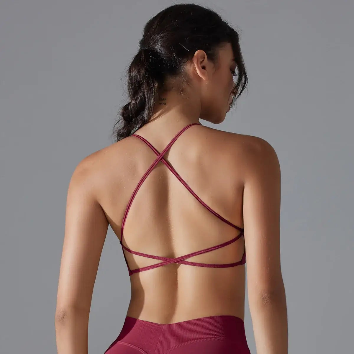 Women Quick Dry Cross Back Sports Bra