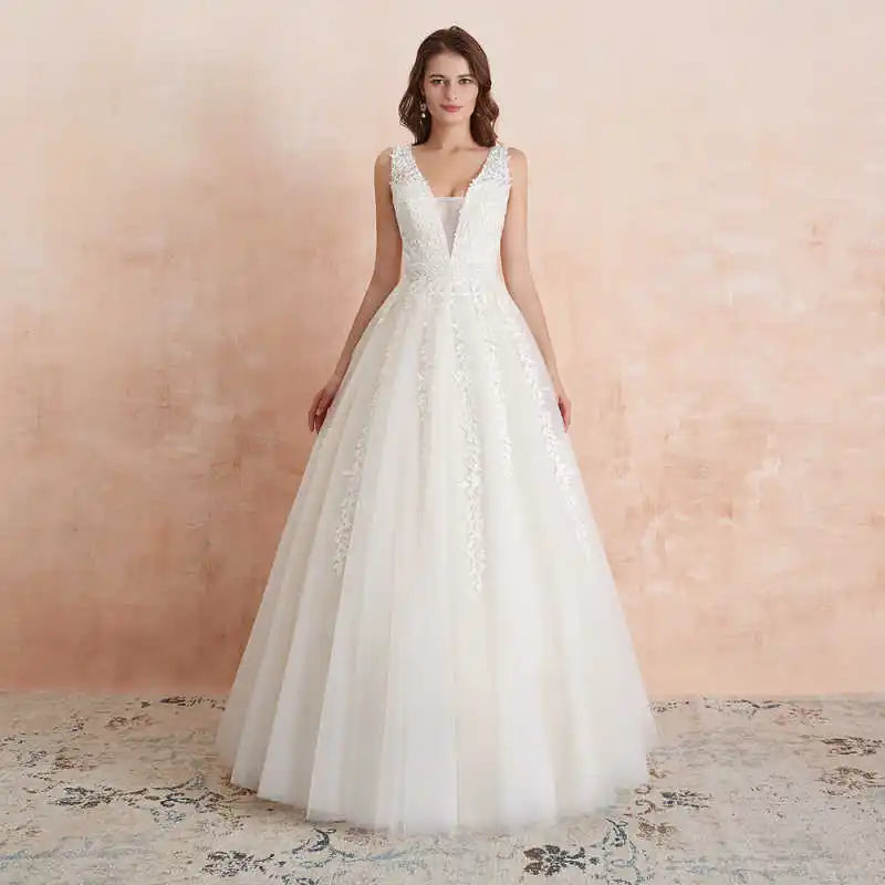 Women's Lace Applique Ball Gown