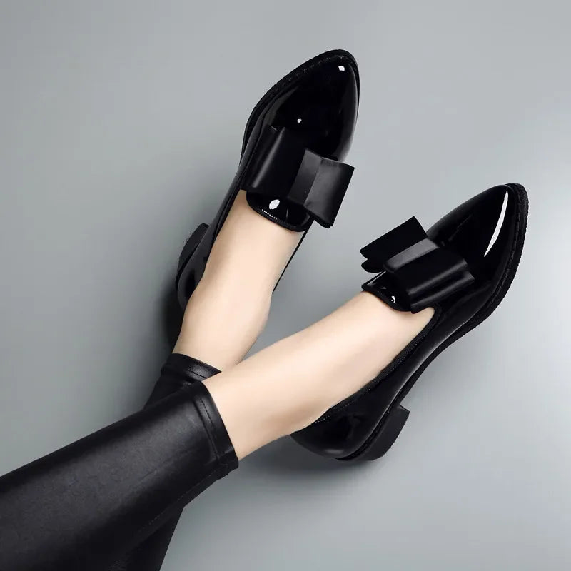 Women’s Leather Loafers Round Toe Lace-Up Shoes