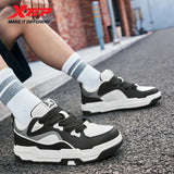 Xtep Men Thick Sole Skateboard Sneakers