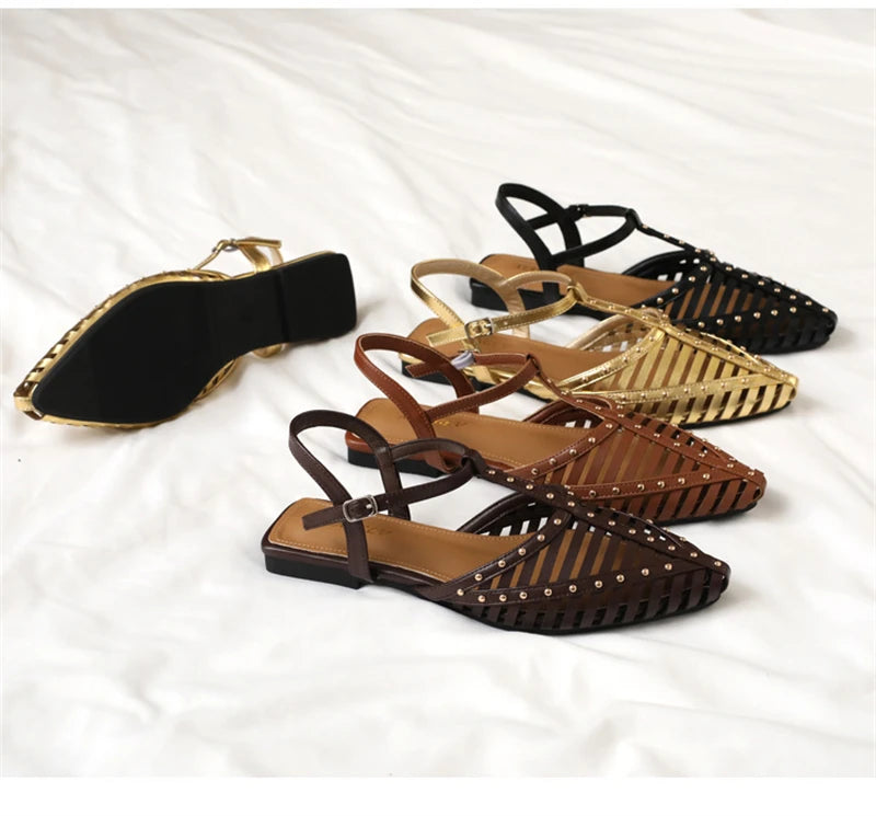 Women’s Pointed Toe Flat Roman Sandals