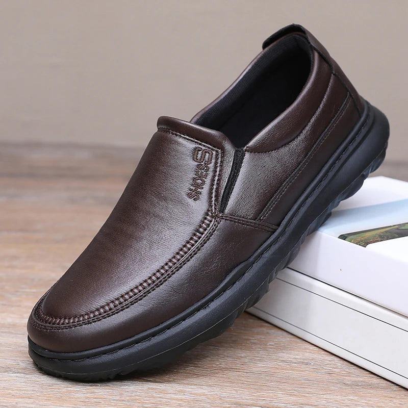 Men’s Light Leather Casual Loafers