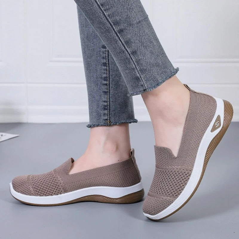 Knitted Lightweight Loafers – Breathable Platform 2025