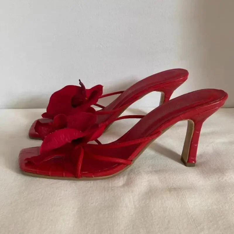 Women’s Elegant Flower Design Fashion Slippers