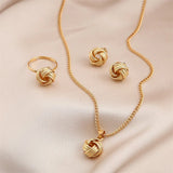 Women’s Round Pearl 3-Piece Jewelry Set