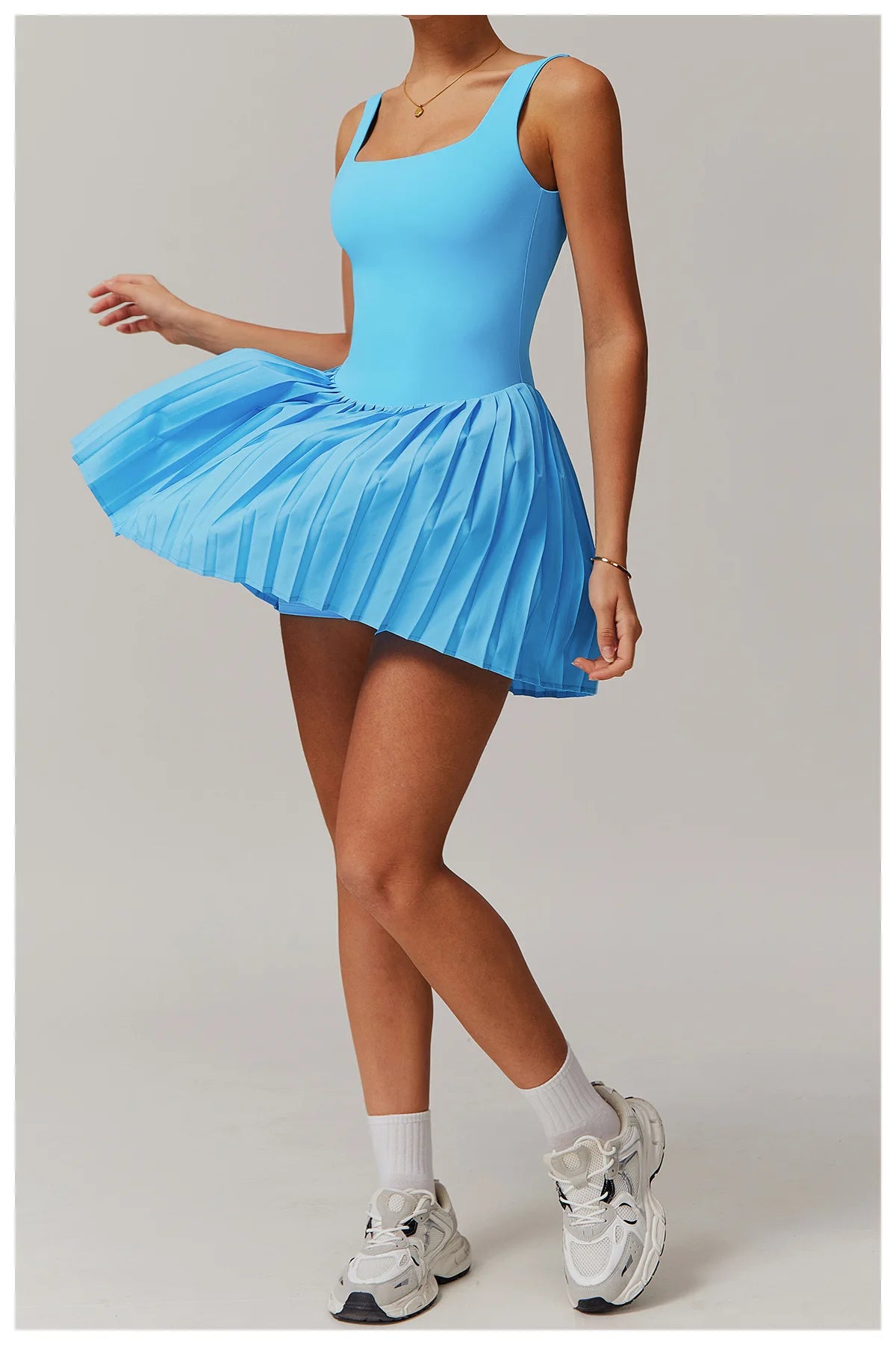 Women Pocket Pleated Sports Jumpsuit