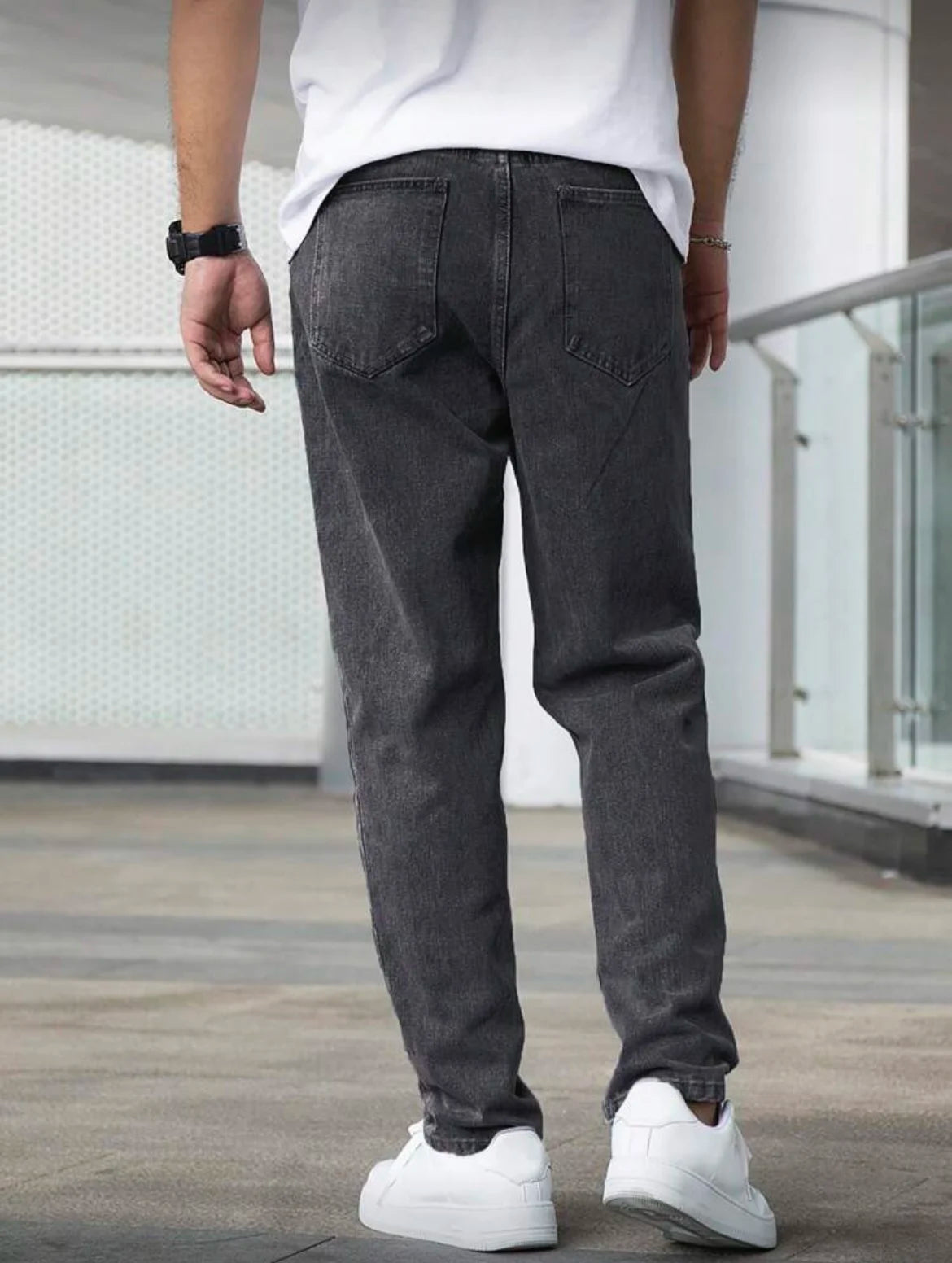 Heritage Washed Straight Jeans