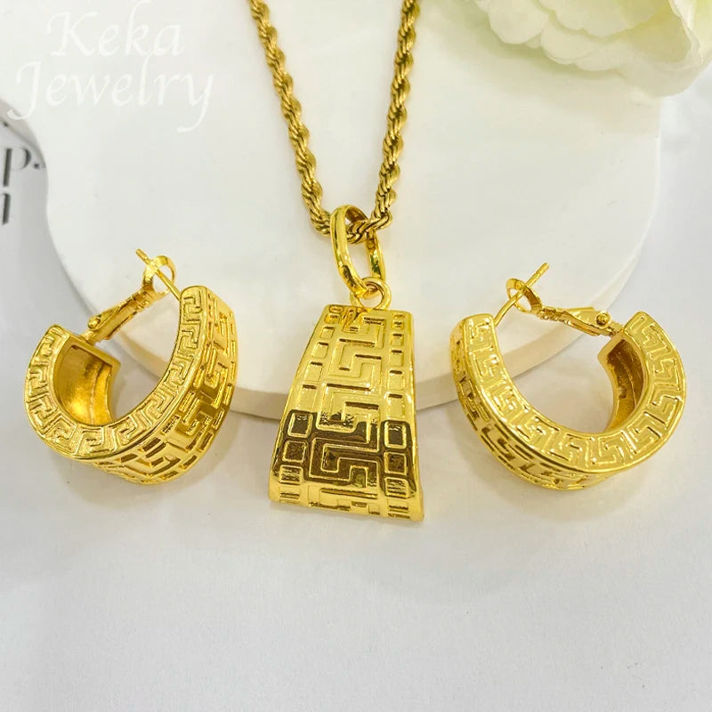 Gold Plated Pendant Necklace & Earrings Set