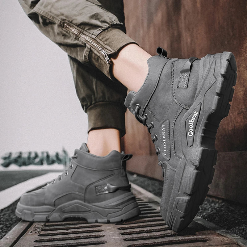 GripHike™ Men’s High-Top Hiking Boots