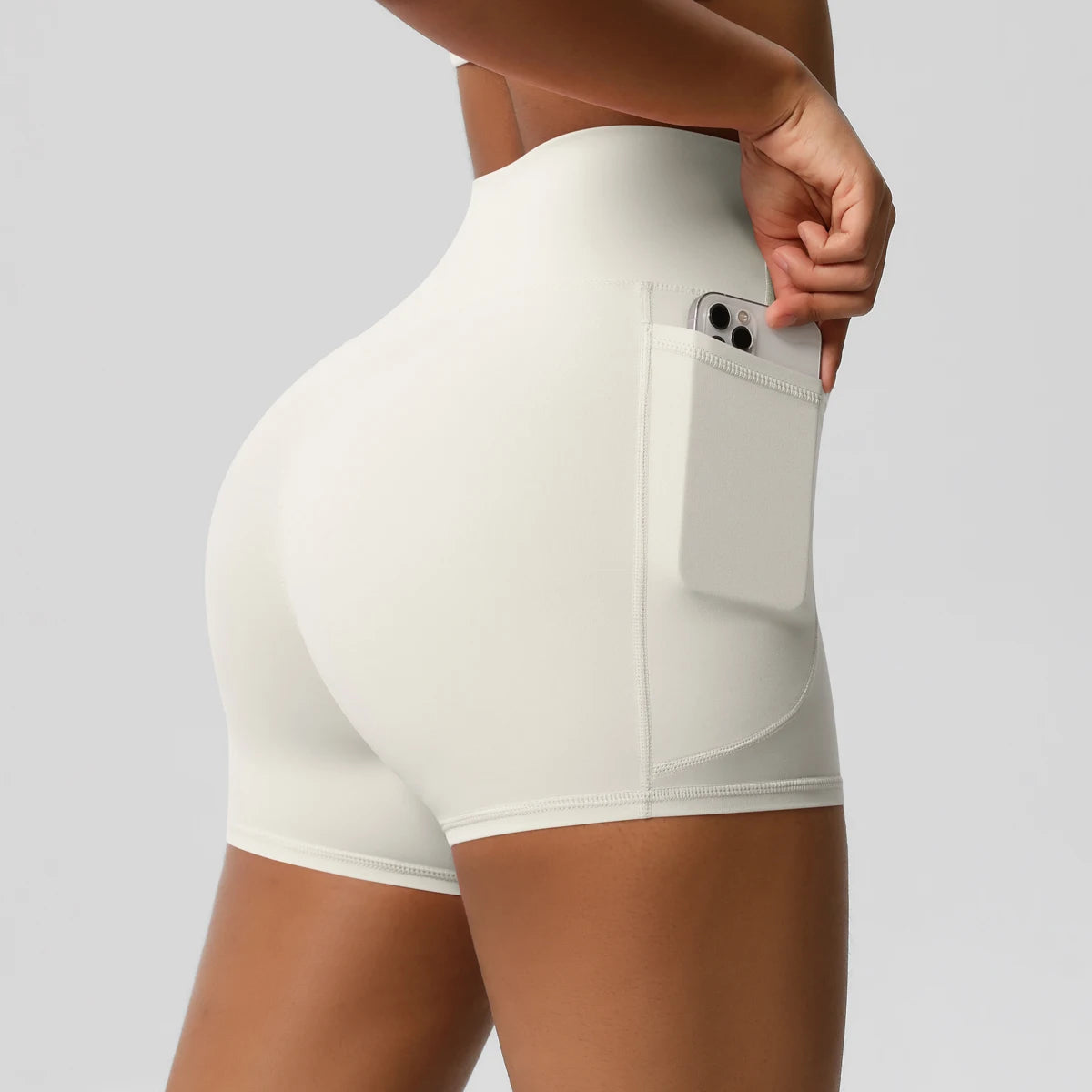 Women's Pocketed Fitness Yoga Shorts
