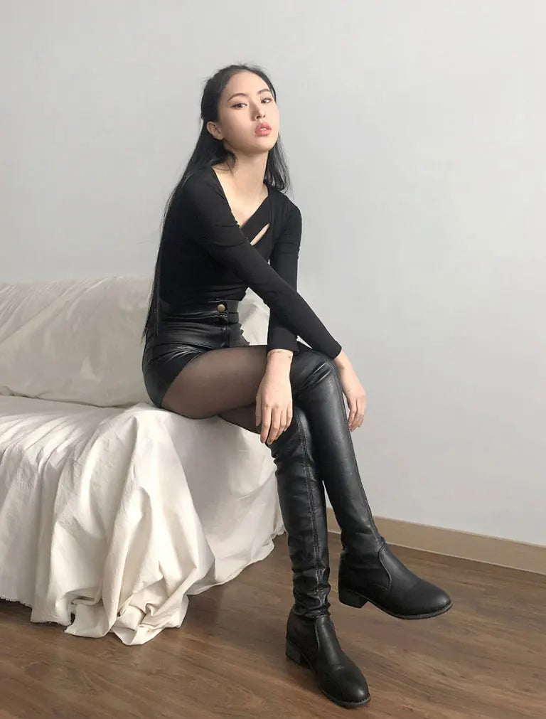 Women's Sexy Black Leather Shorts