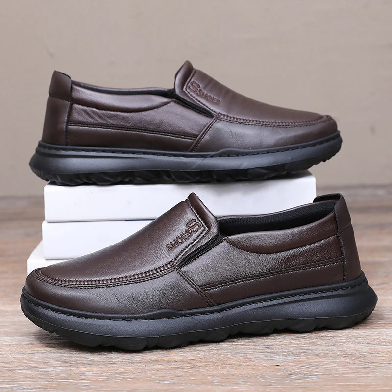 Men’s Light Leather Casual Loafers