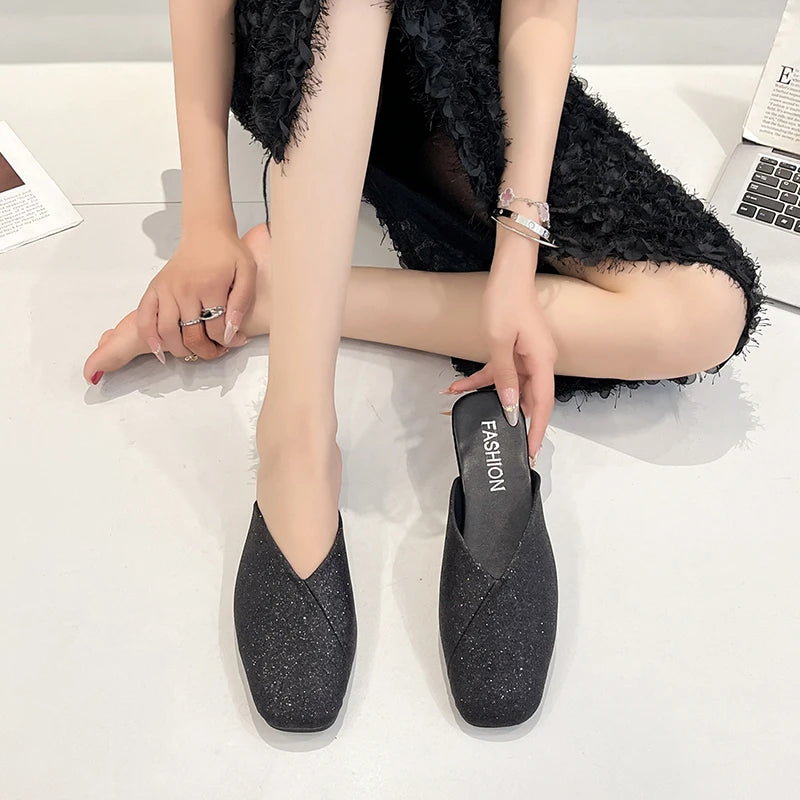 Women Closed Toe Mules