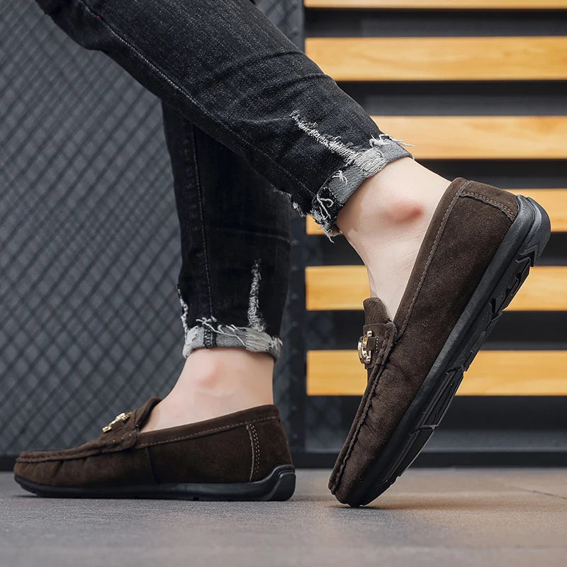 Men Solid Color Big Size Loafers