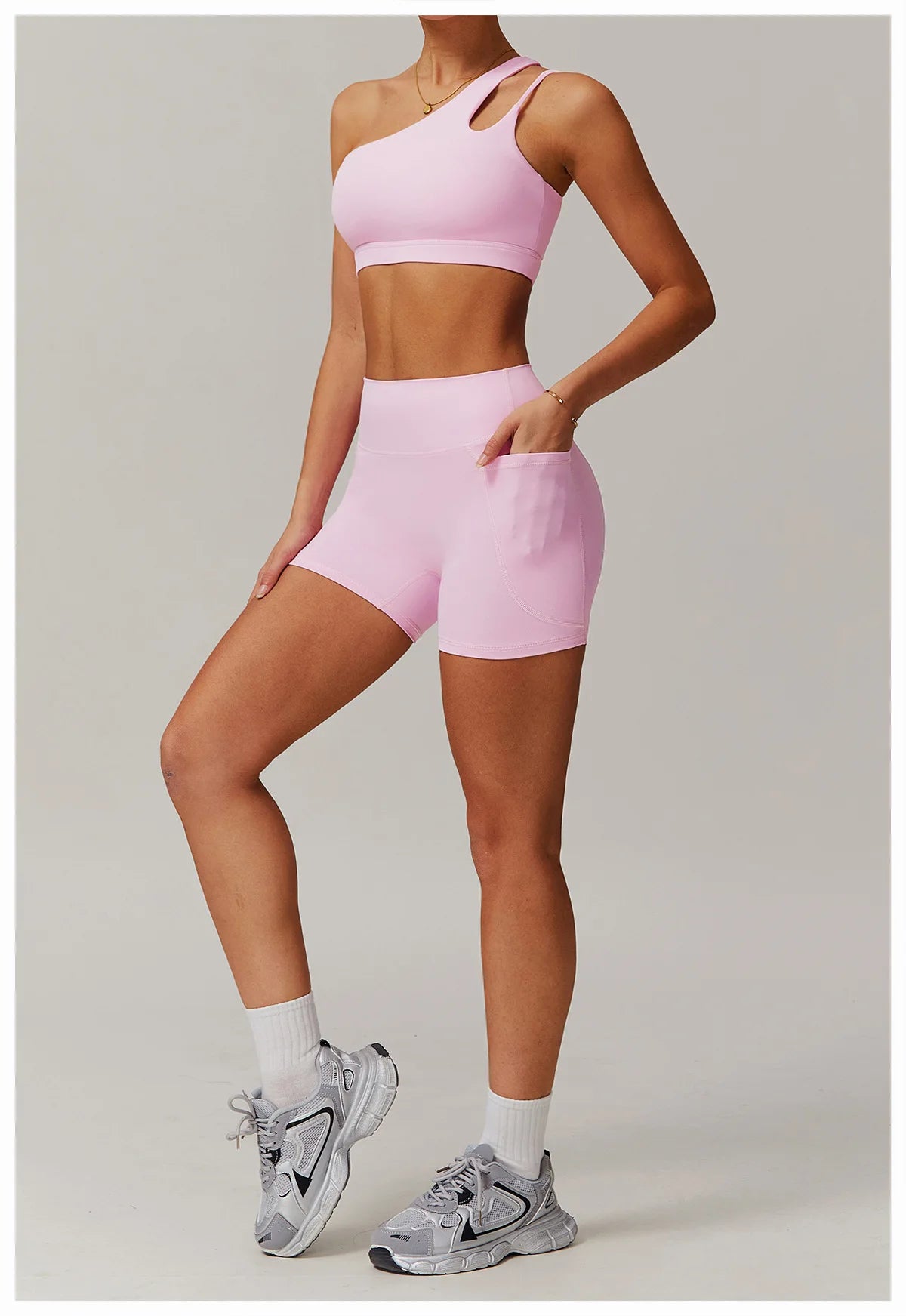 Women Oblique Shoulder Sports Bra
