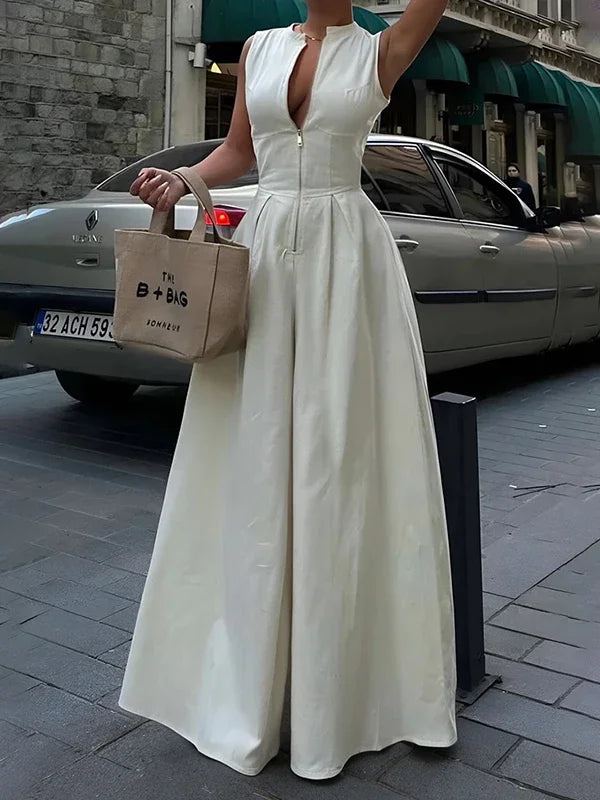 VivaVogue™ – V-Neck Wide Leg Sleeveless Jumpsuit (Elegant, Breezy & Modern)