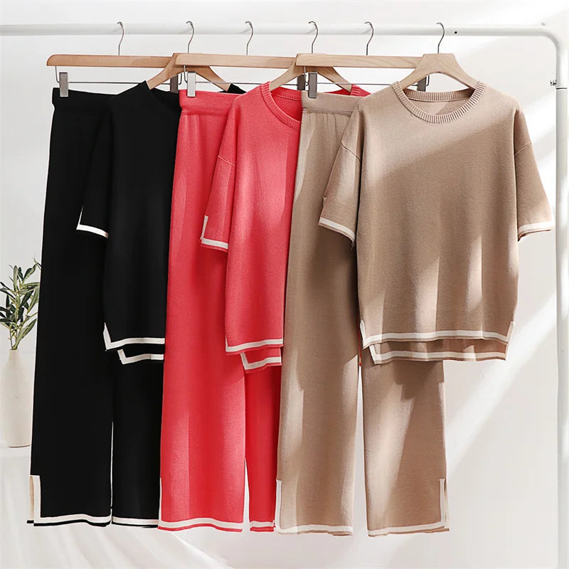 Women’s Knit Pajama Set