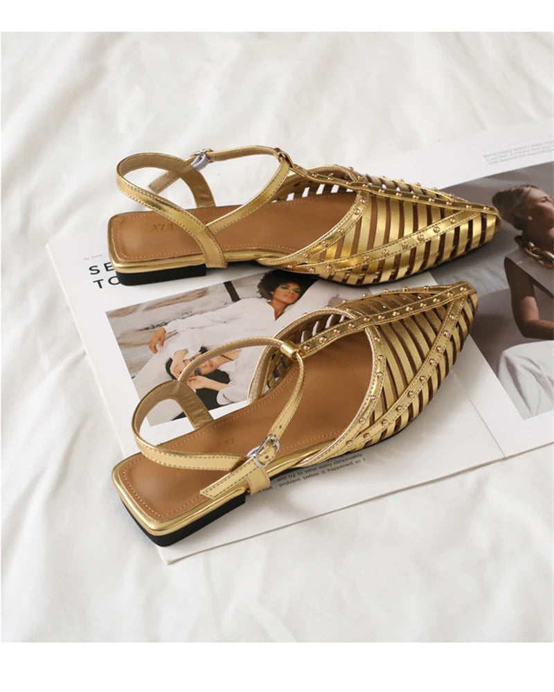 Women’s Pointed Toe Flat Roman Sandals