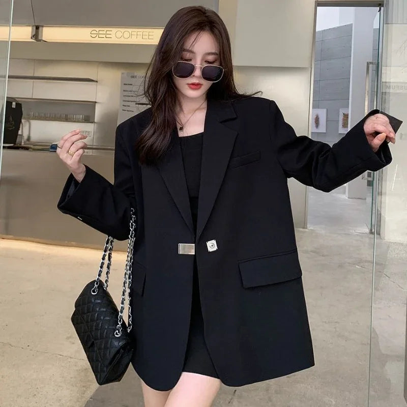DrapeForm™ – Longline Loose Blazer (Youthful Black Jacket, Layered Elegance)