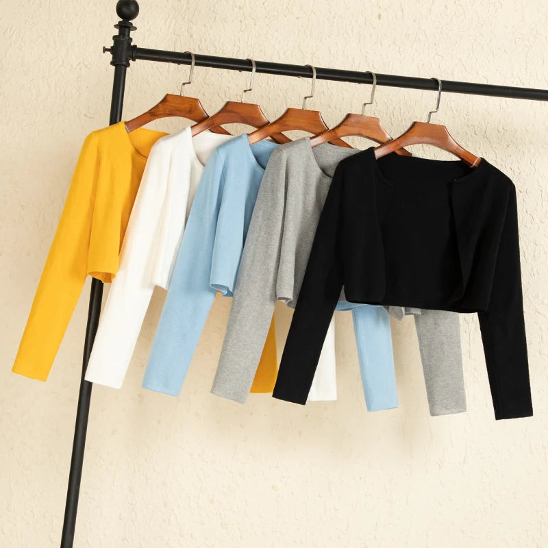 Black Cropped Knitted Korean Style Sweater