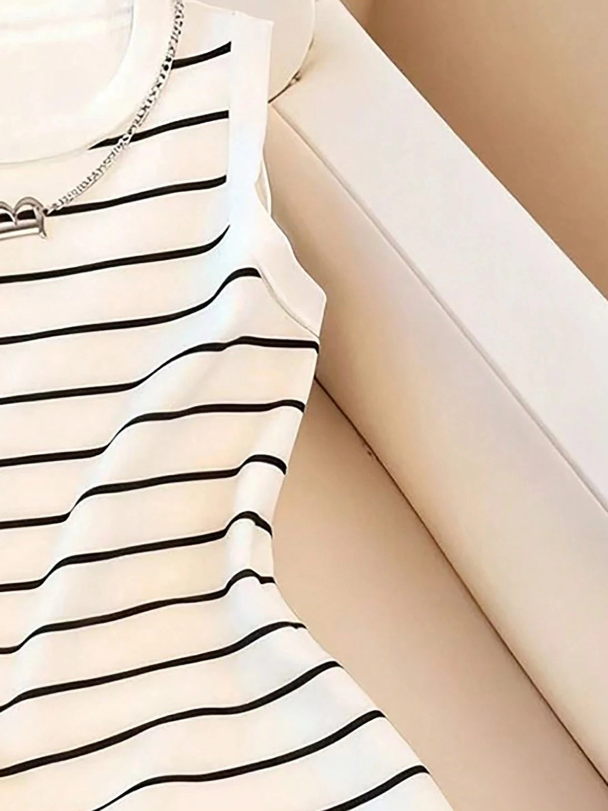 Women's Sleeveless Summer Dress