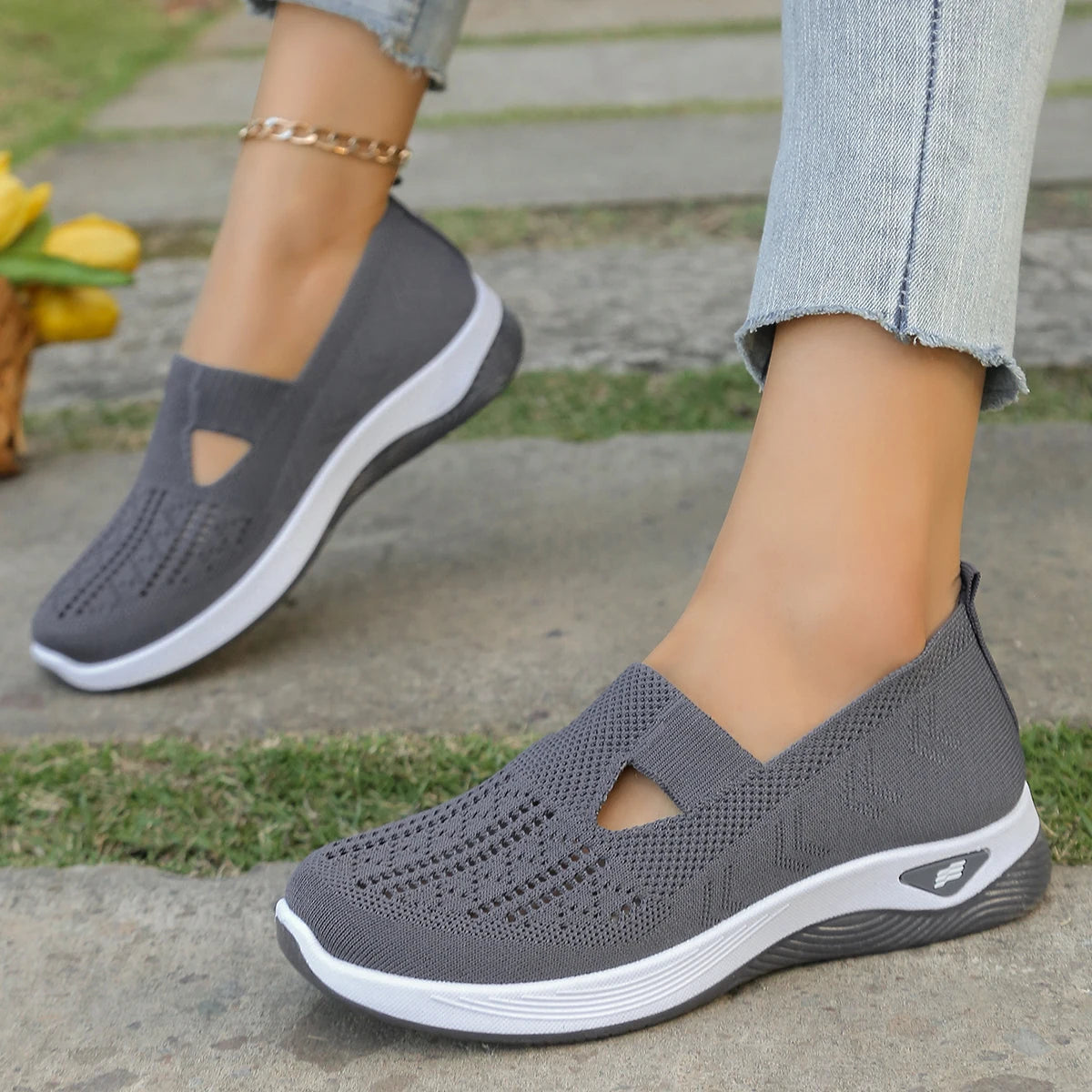 Women's Lightweight Casual Summer Shoes