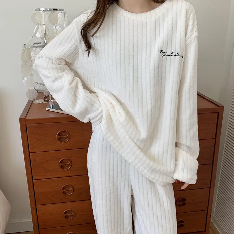 Women's Fleece Pajama Set