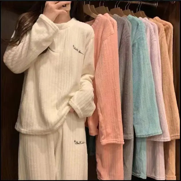 Women's Fleece Pajama Set