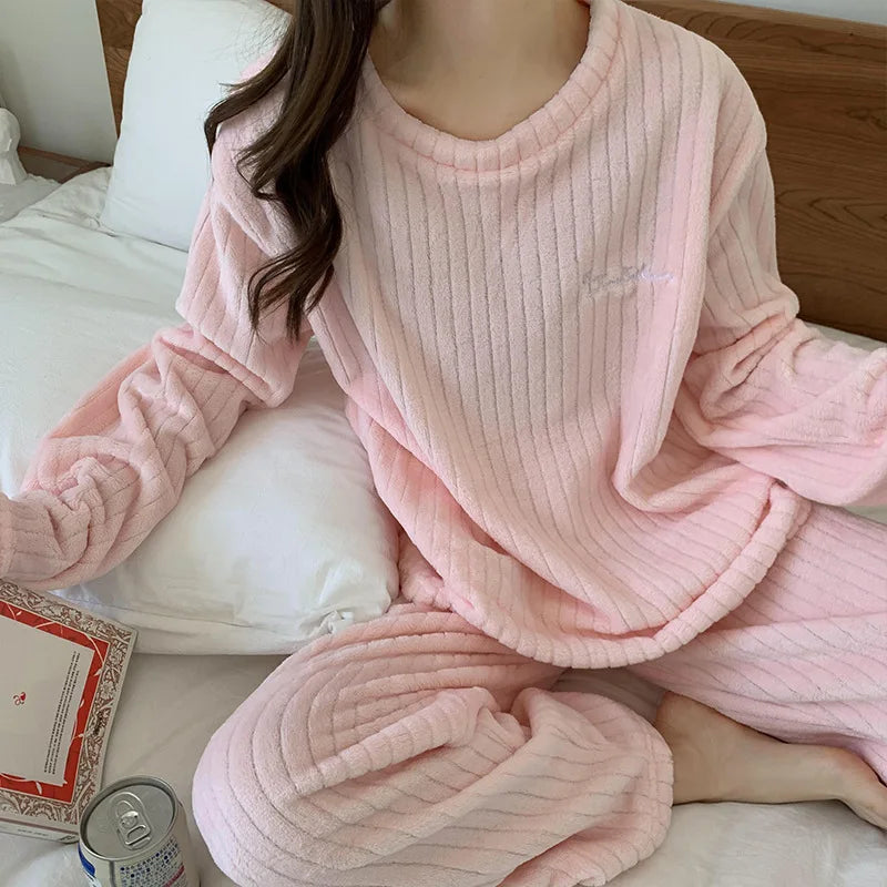 Women's Fleece Pajama Set