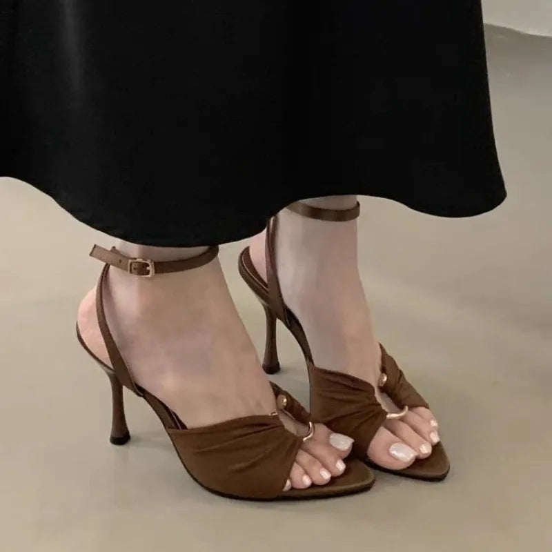 Women’s Pointed Toe Stiletto Slingback Pumps