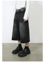 OverEase™ – Vintage Oversize Denim Shorts 2025 (Wide Leg, Relaxed & Throwback Inspired)