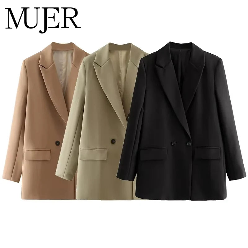MetroChic™ – Tailored Casual Blazer (2025 Office Fit, Fashion-Forward Design)