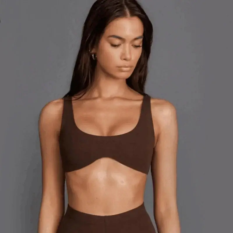 Women Wide Strap Backless Sports Bra