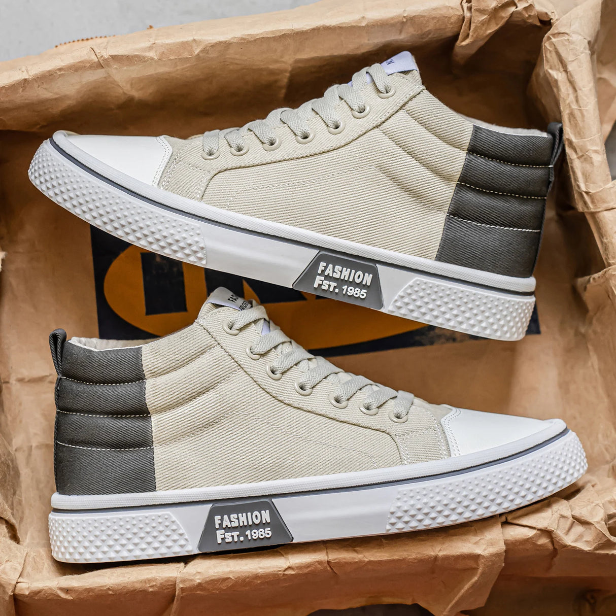 Men Mid-Top Canvas Shoes