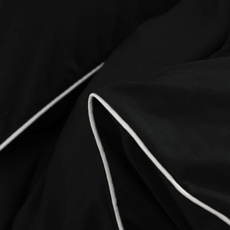 Black Bedding Set