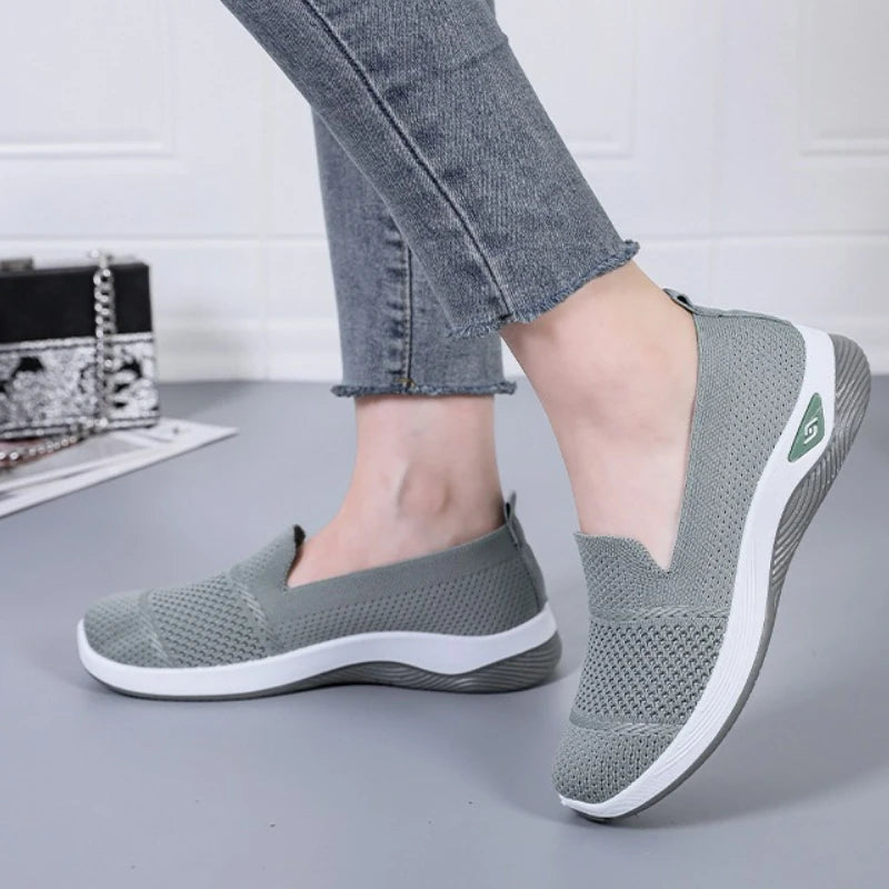 Knitted Lightweight Loafers – Breathable Platform 2025