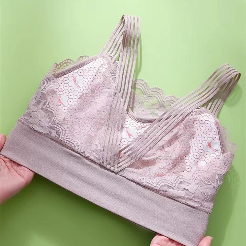 Seamless Lace Sports Bra